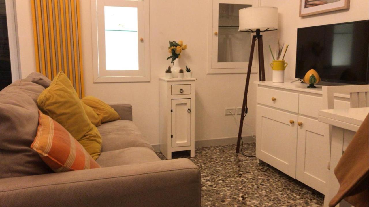 Edyta'S Apartment Ostuni Exterior photo