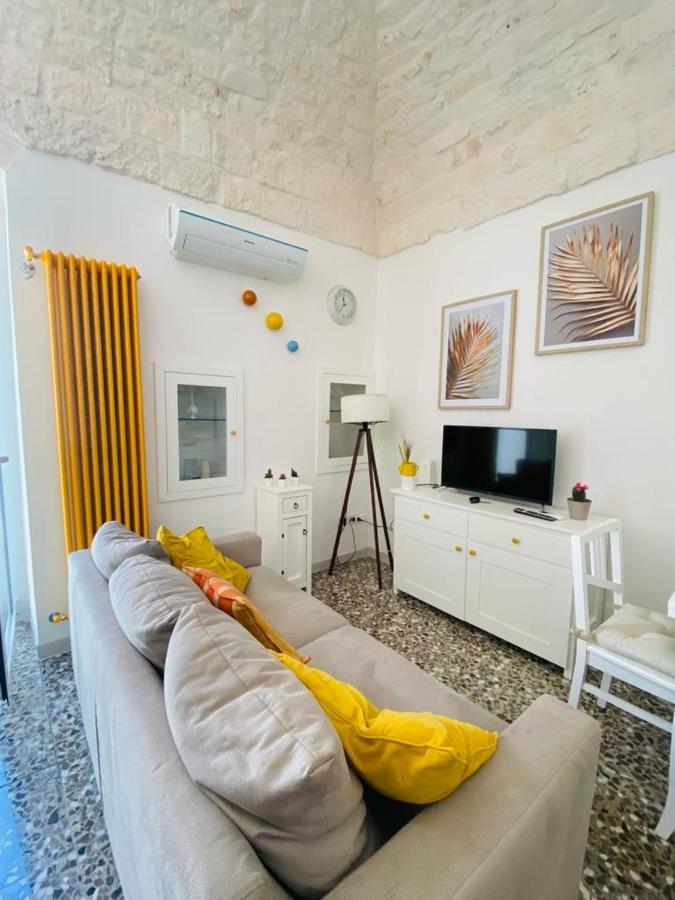 Edyta'S Apartment Ostuni Exterior photo