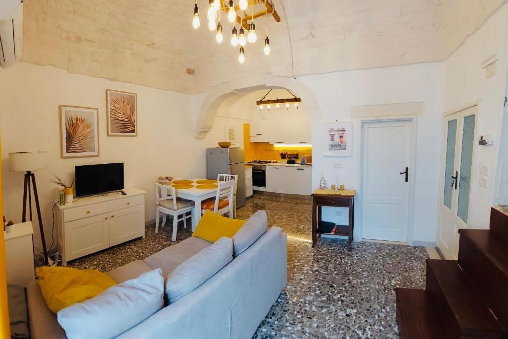 Edyta'S Apartment Ostuni Exterior photo